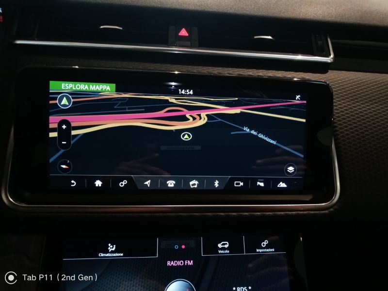 GuidiCar - LAND ROVER Range Rover Velar 2019 Range Rover Velar 2.0d i4 R-Dynamic 180cv auto my20 Usato